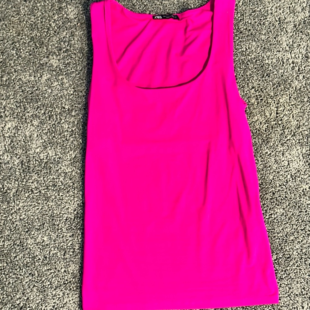 Zara Women's Vibrant Pink Tank Top